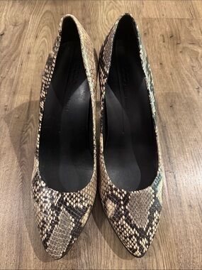 Ecco Snake-Print Pointed Toe Pumps in Beige and Black